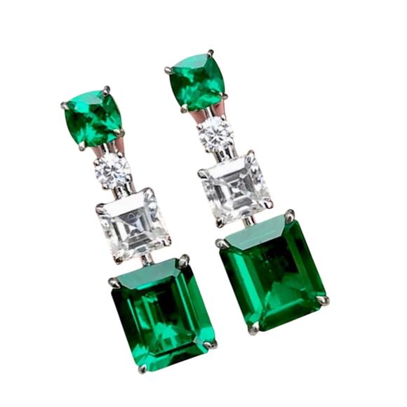 Simulated Emerald Elegant Dangle Drop Earrings - Picture 1 of 3
